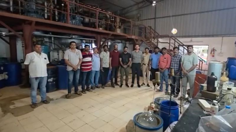 तेलंगाना में 12 हजार करोड़ की ड्रग्स फैक्ट्री का भंडाफोड़, 13 आरोपी गिरफ्तार ; 32 हजार लीटर रॉ एमडी ड्रग्स जब्त