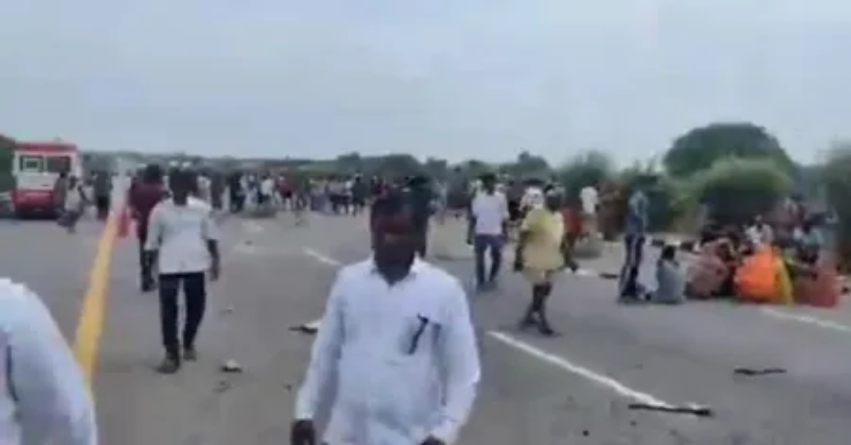 रफ्तार बनी काल : लखनऊ-आगरा एक्सप्रेसवे पर मौत का तांडव, वाहन ने यूपीडा के 5 कर्मचारियों को रौंदा, मौके पर 4 की मौत, 1 ने इलाज के दौरान तोड़ा दम