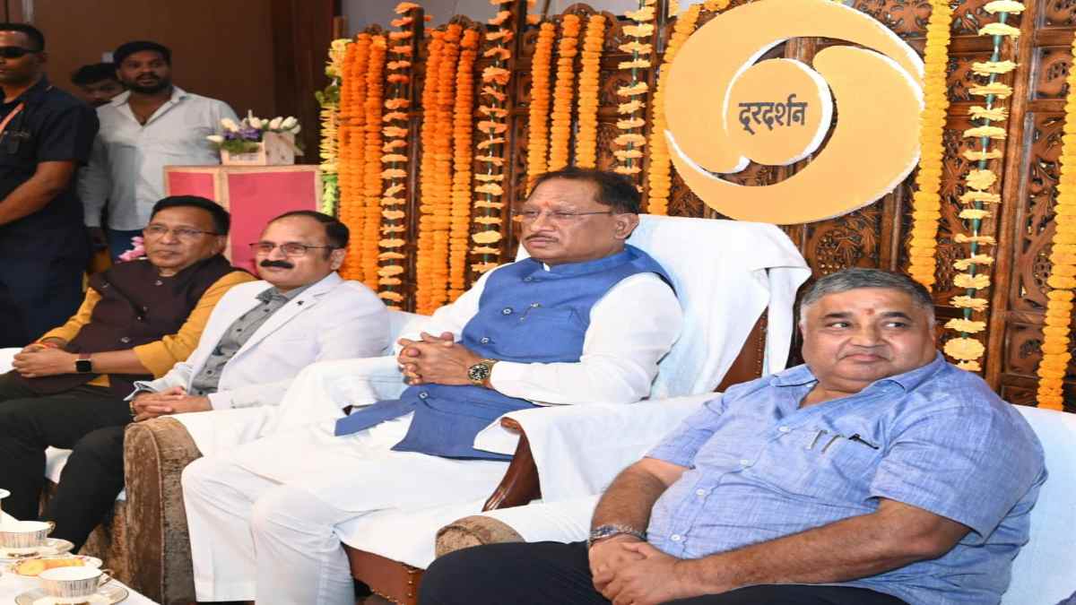 दूरदर्शन का 66वां स्थापना दिवस : सीएम साय ने कहा – दूरदर्शन ने समाज को वैचारिक रूप से समृद्ध करने और संस्कारों को संवारने में निभाई महत्वपूर्ण भूमिका