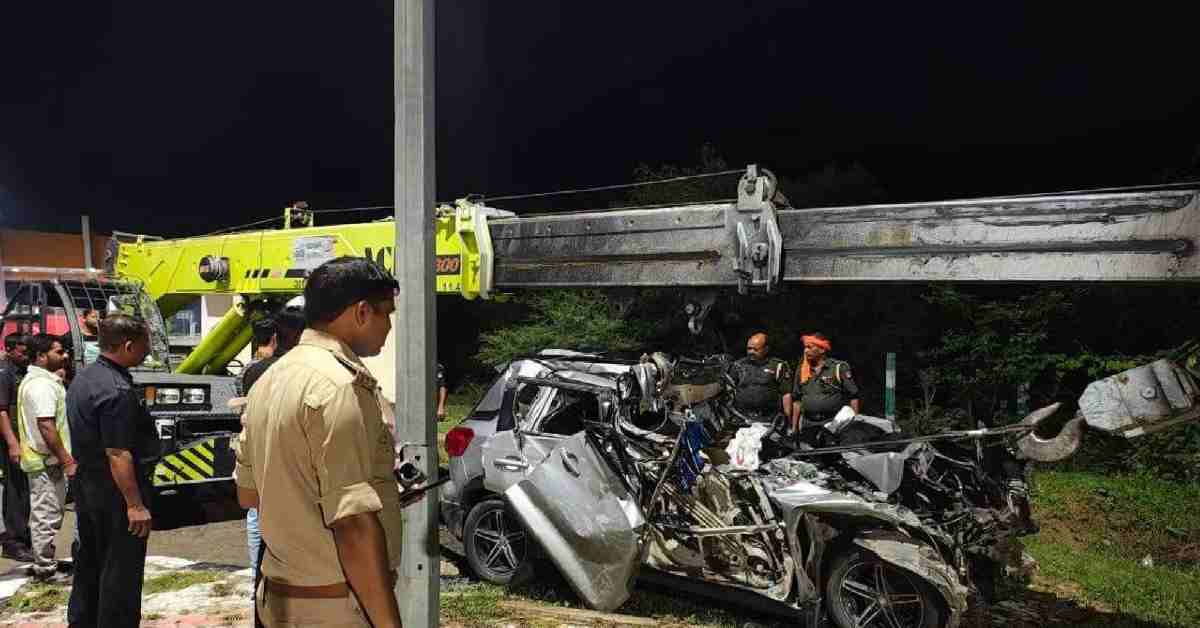 अमेठी में भीषण सड़क हादसा: कार और ट्रक की जोरदार भिड़ंत, 3 लोगों की थम गई सांसें