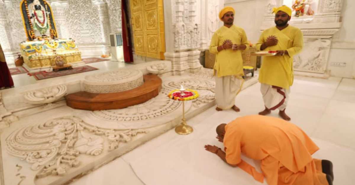 रामलला के दरबार में CM योगी ने लगाई हाजिरी, संकट मोचन हनुमानगढ़ी के दर्शन कर ट्रस्ट के पदाधिकारियों से ली ये जानकारी…