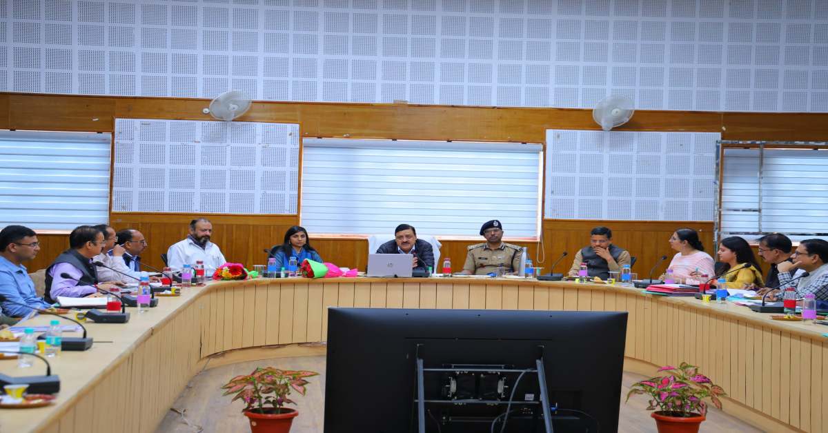 मानसून खत्म हो ही… कमिश्नर की अफसरों को हिदायत, कहा- जिनकी प्रगति संतोषजनक नहीं उसकी लिस्ट बनाएं, फिर…