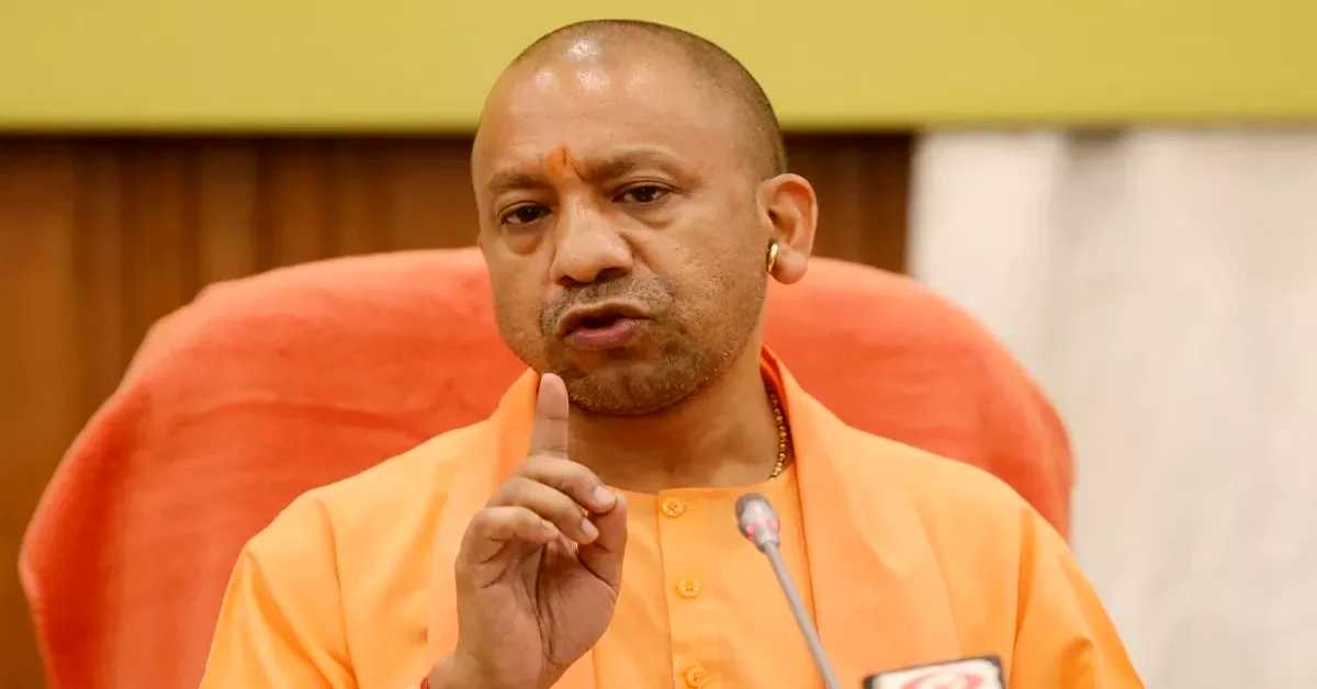 ‘बाबा’ का बड़ा तोहफाः UP के सभी शिक्षकों को कैशलेस इलाज की सुविधा देगी योगी सरकार, जानिए कितने लाख लोगों को मिलेगा फायदा…