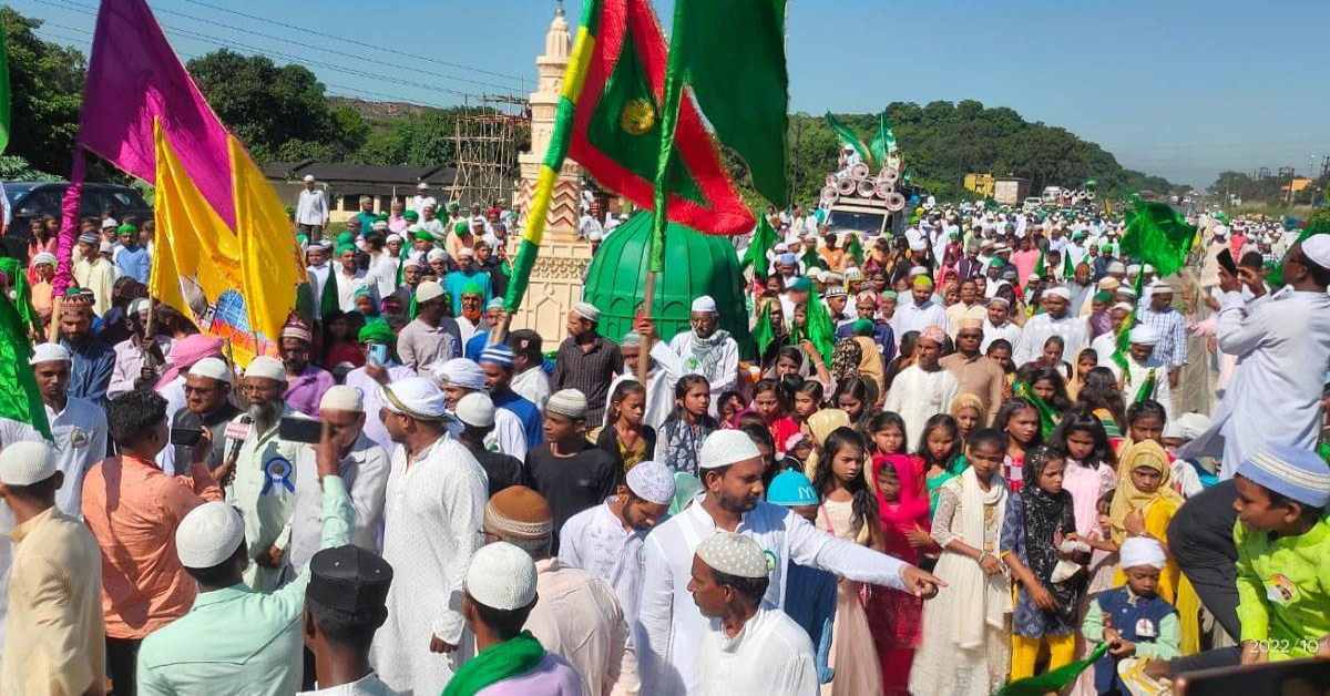 ईद-मिलादुन्नबी: यूपी में जुलूस निकालने पर 5 जिलों में विवाद, मऊ में 13 लोगों पर मुकदमा दर्ज