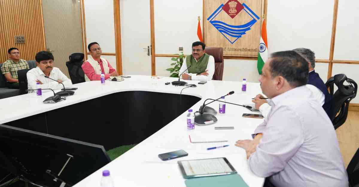 ‘महत्वाकांक्षी योजनाओं को जमीन पर…’, मुख्य सचिव ने यूआईआईडीबी की कार्यकारिणी समिति की बैठक, शारदा कॉरिडोर को लेकर कही ये बात