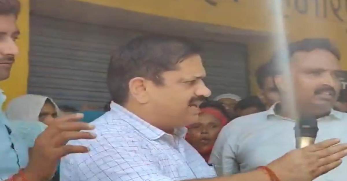 ‘एक झापड़ मारेंगे तो पेशाब निकल जाएगा’…खाद मांग रहे किसान को SDM ने दी धमकी, क्या यही है भाजपा का ‘किसान सम्मान मॉडल’?