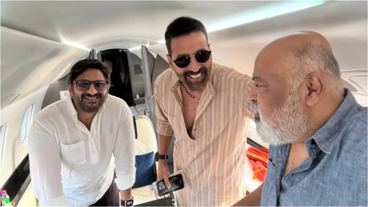 Jolly LLB 3 की रिलीज के पहले सभी ने किया हवाई यात्रा, Saurabh Shukla ने शेयर किया फोटो …