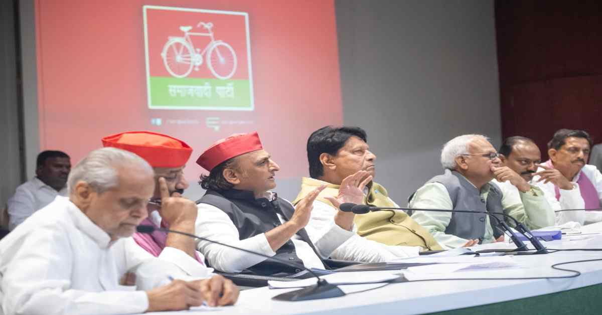 मिशन 2027 की तैयारी में जुटी सपा: अखिलेश बोले- BJP चुनाव में धांधली करेगी, प्रत्येक कार्यकर्ता को सतर्क रहना होगा