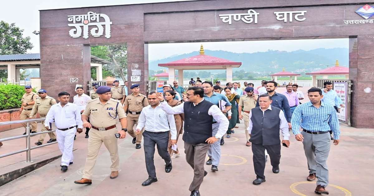 Kumbh 2027 : जोरों पर चल रही कुंभ की तैयारी, निरीक्षण के लिए ग्राउंड पर उतरे मुख्य सचिव, व्यवस्थाओं को लेकर दिए दिशा-निर्देश