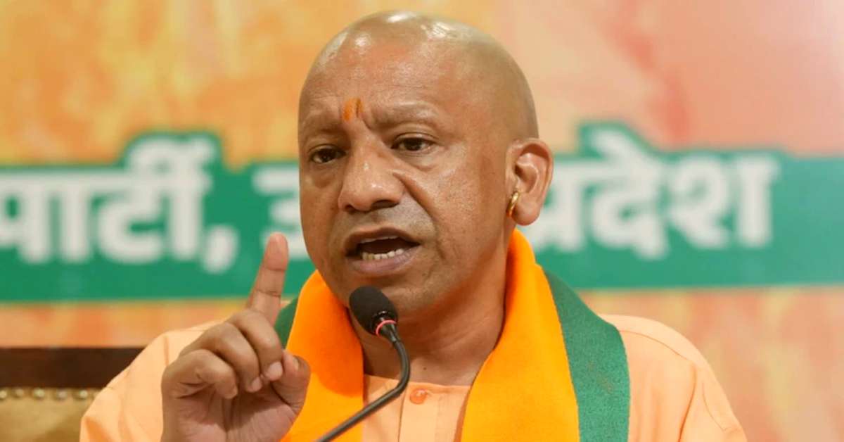 सड़कों को लेकर सीएम का फरमानः त्योहारों से पहले CM योगी ने प्रदेश की सड़कें दुरुस्त करने का दिया अल्टीमेटम, 44,196 किमी. का है लक्ष्य