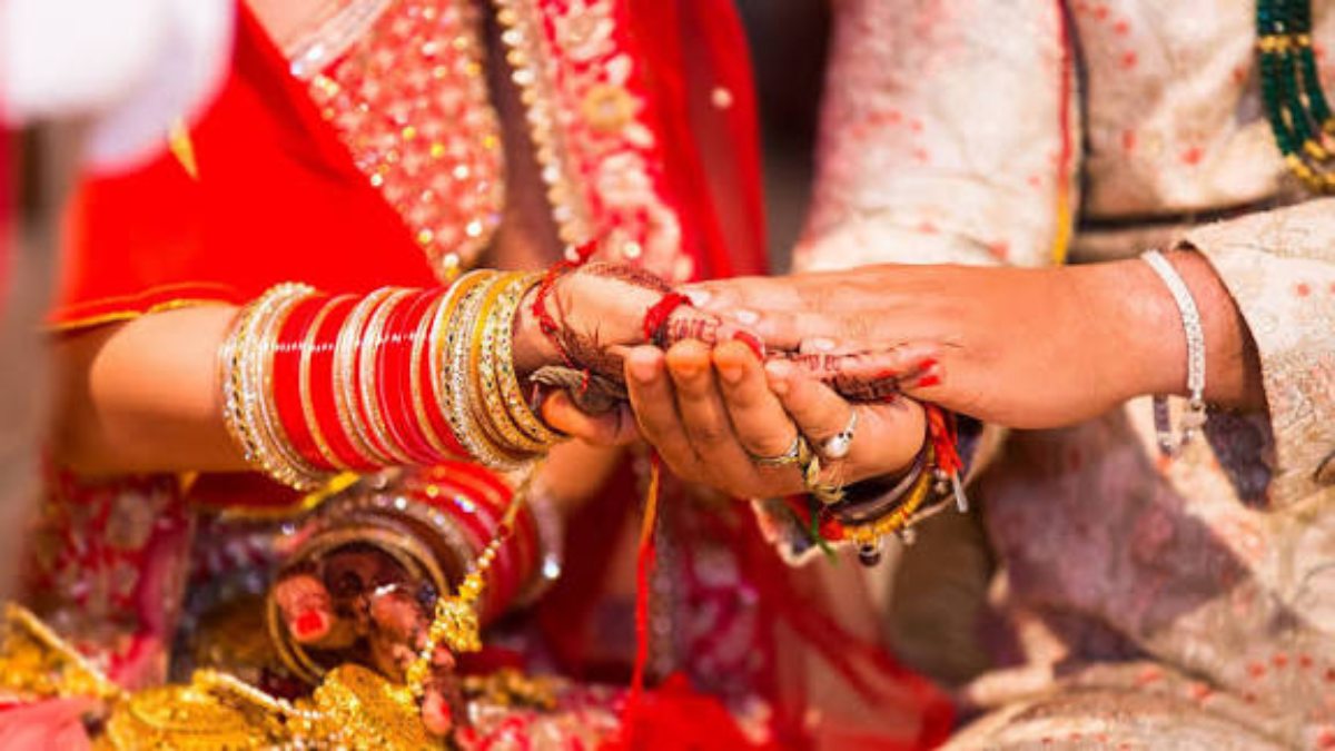 शादी में आ रही है अड़चन तो नवरात्र में करें ये उपाय, मां दुर्गा का मिलेगा आशीर्वाद…