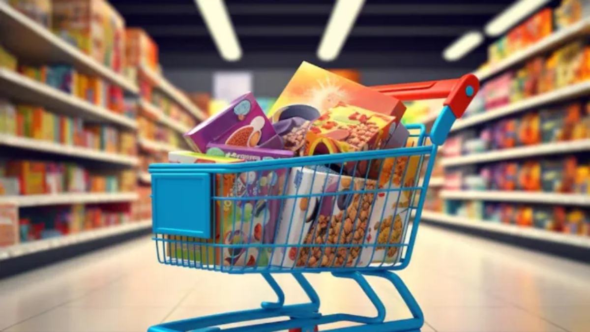 GST Reform 2025: दूध, पनीर, तेल-साबुन से लेकर टीवी-फ्रिज तक होंगे सस्ते, नवरात्र के पहले दिन से मिलेगी राहत