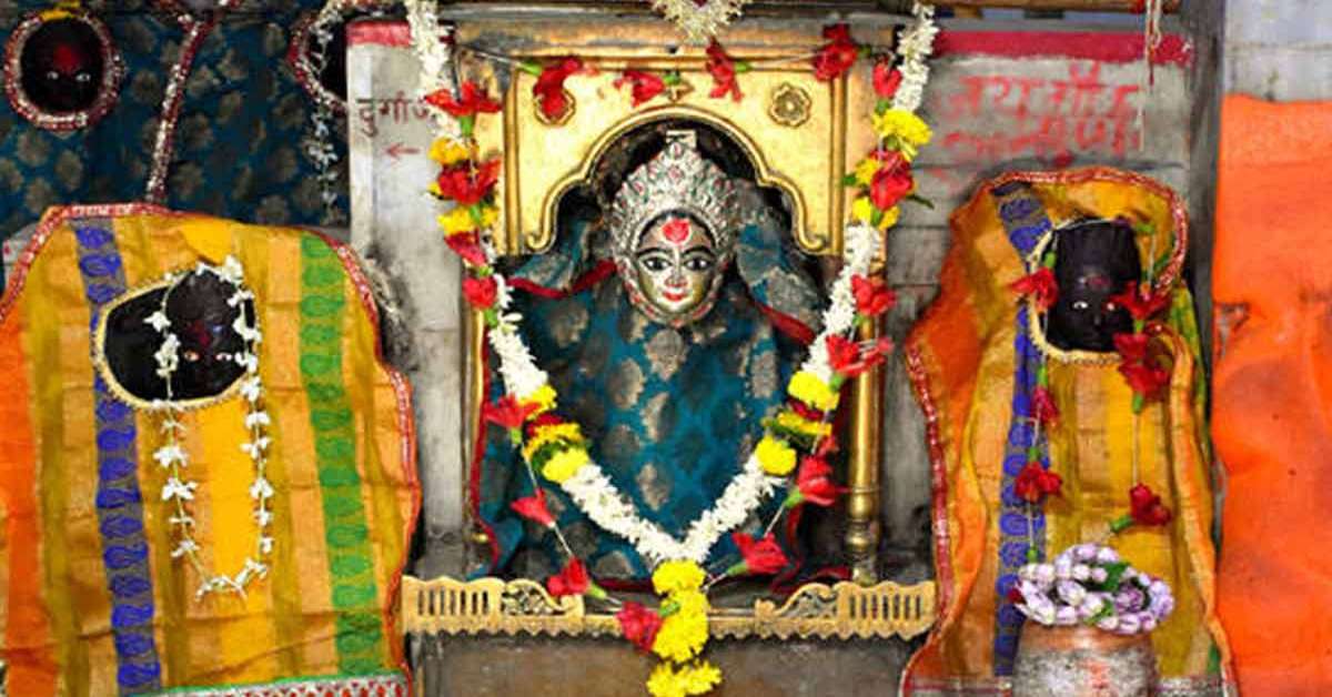 नवरात्र का तीसरा दिन, माता चंद्रघंटा की होगी पूजा, यूपी के इस मंदिर में होंगे विशेष अनुष्ठान