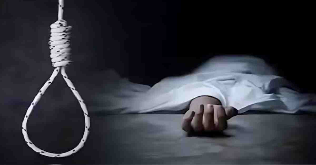 ‘उसे मारकर फांसी पर लटकाया…’, फंदे पर लटका मिला युवक का शव, परिजनों ने लगाया हत्या का आरोप