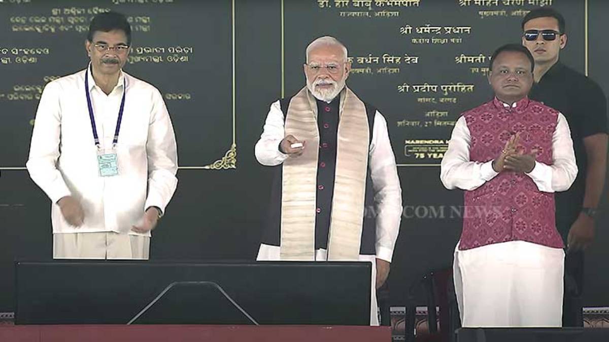 झारसुगुड़ा से विकास की नई उड़ान: पीएम मोदी ने 60,000 करोड़ की परियोजनाओं का दिया तोहफा