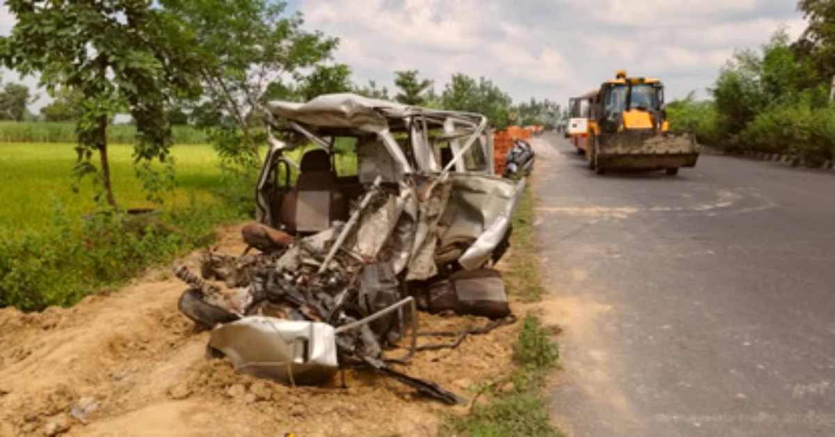 मौत की ठोकर और बिछ गई लाशेंः रोडवेज बस और कार के बीच जोरदार भिड़ंत, 5 लोगों की थमी सांसें, 9 गंभीर घायल