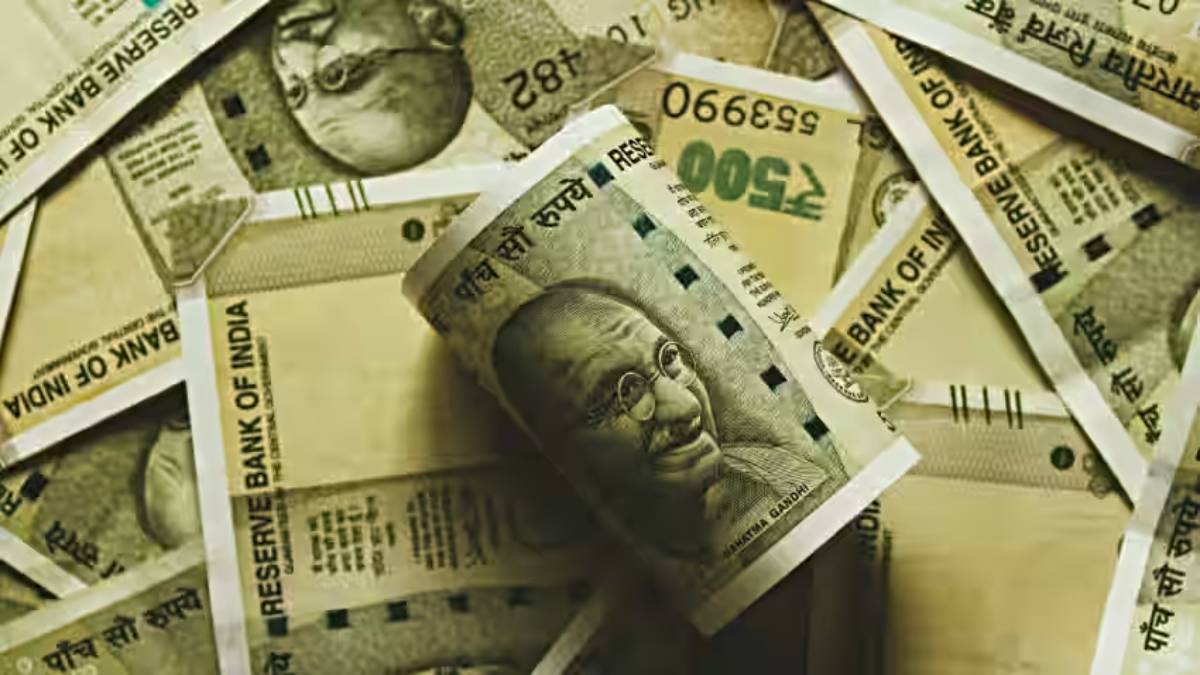 कम सैलरी वालों के लिए स्मार्ट प्लानिंग, थोड़े निवेश से बनाएं लाखों का फंड