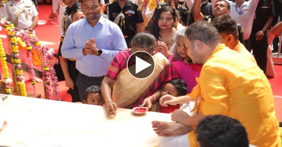राष्ट्रपति ने किए श्री बांके बिहारी के दर्शन, देहरी पूजन भी किया, निधिवन में लगाई 500 मीटर की परिक्रमा, हरिदास जी के मंदिर में भेंट किया श्रृंगार