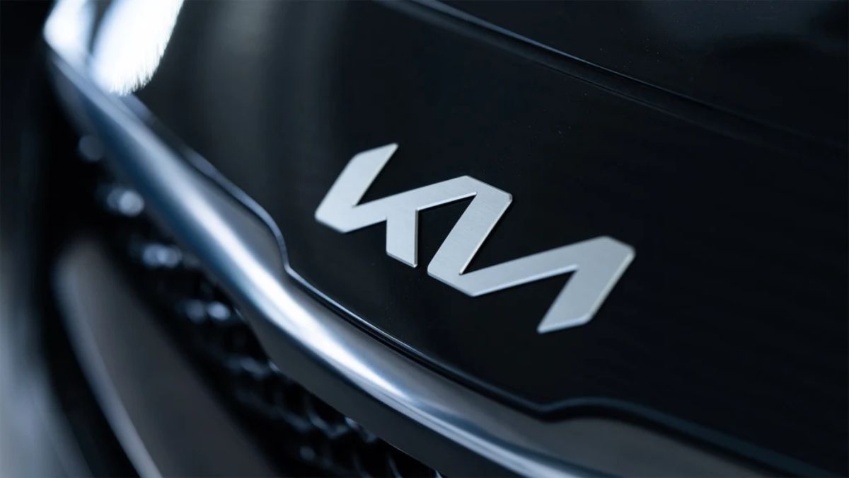 Kia लाया धमाकेदार फेस्टिव ऑफर, लोकप्रिय कारों पर 2.25 लाख तक की भारी बचत का मौका