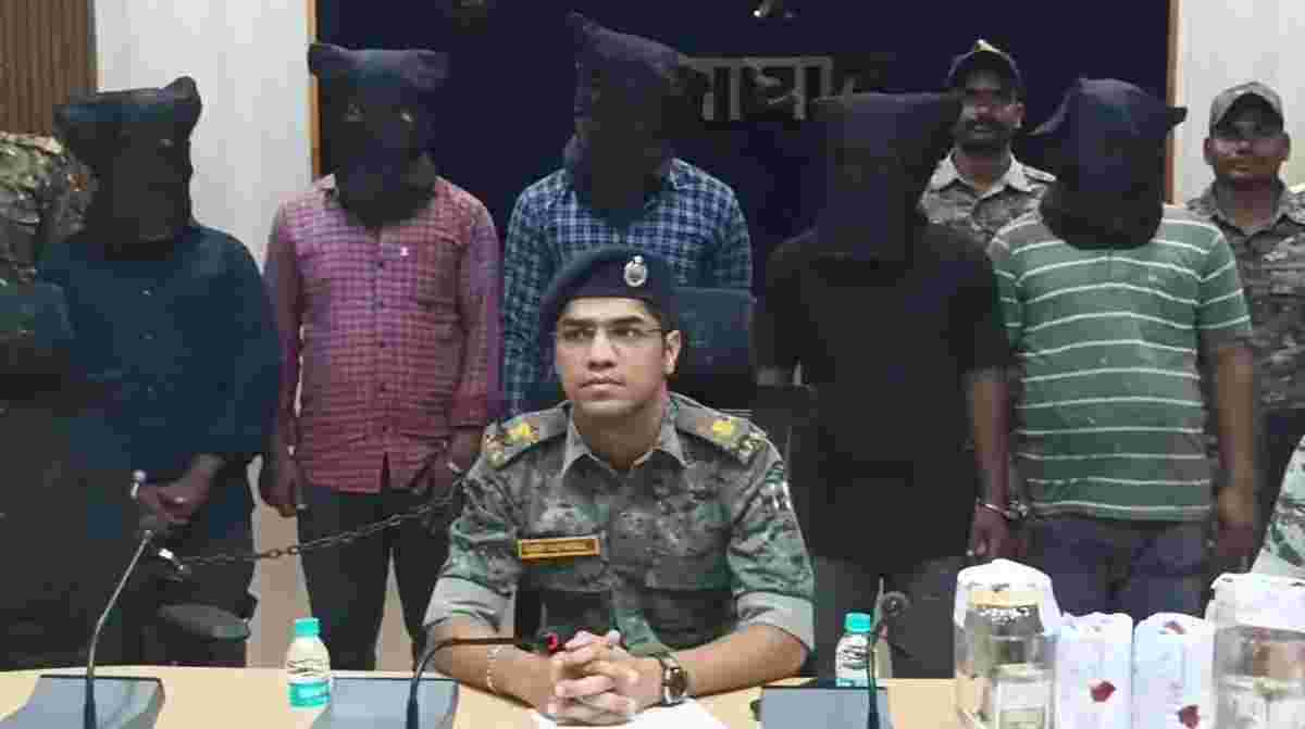 टोल नाके में लूट का खुलासाः वारदात को अंजाम देने वाले 5 आरोपी गिरफ्तार, टोल बूथ पर की थी जमकर तोड़फोड़