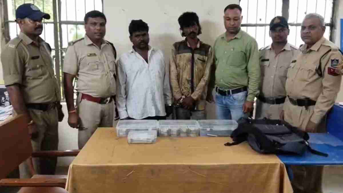 गड़ा धन दिलाने के नाम पर छत्तीसगढ़ के व्यापारी से ठगीः जंगल में बुलाकर लूटे 17 लाख, चारों आरोपी गिरफ्तार