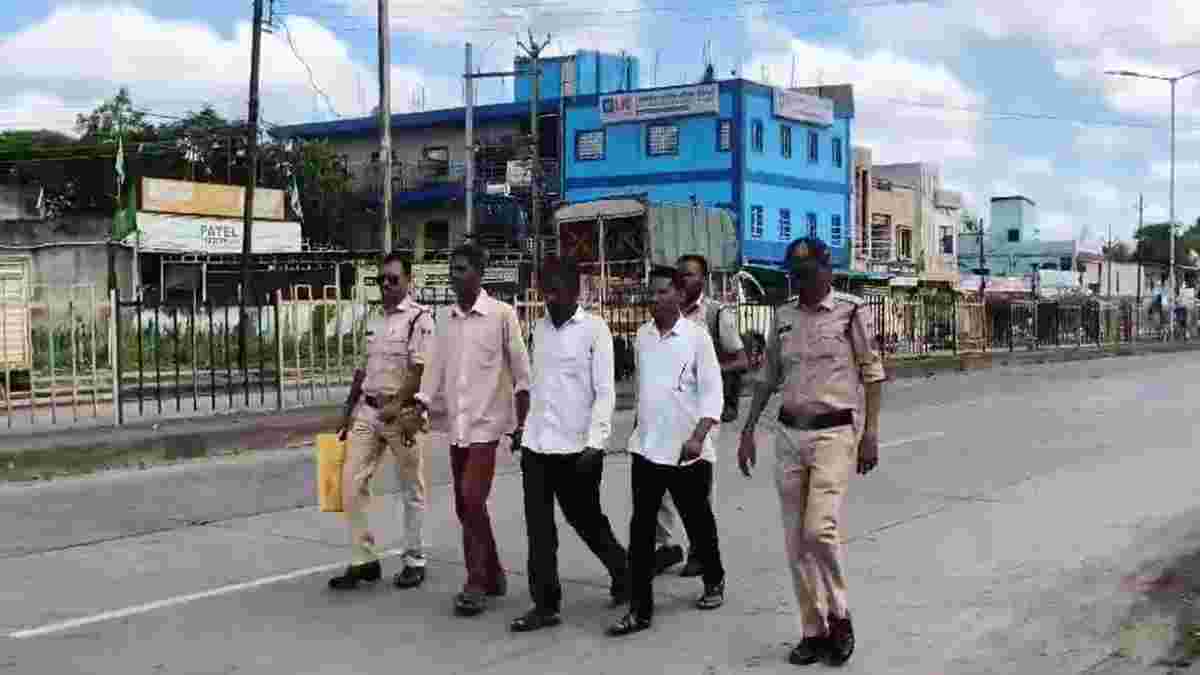 हिंदू देवी-देवताओं को लेकर आपत्तिजनक पोस्टः पुलिस ने आरोपियों का निकाला जुलूस, कोर्ट ने तीनों को भेजा जेल