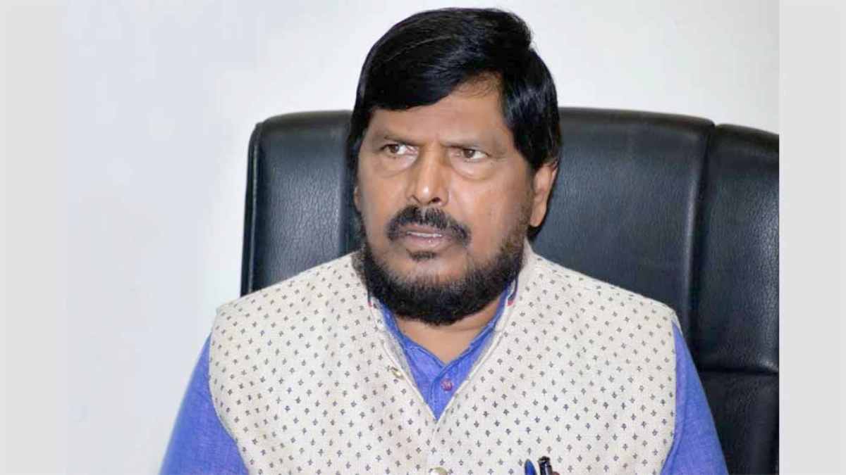 केंद्रीय राज्य मंत्री आठवले ने राहुल गांधी को बताया चोर, कहा – बिहार में बनेगी हमारी सरकार, नीतीश कुमार बनेंगे मुख्यमंत्री