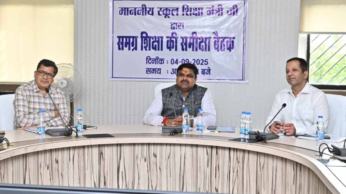 खबर का असर : व्यावसायिक शिक्षकों की भर्ती में गड़बड़ी की जांच करेगी पुलिस, शिक्षा मंत्री गजेंद्र यादव ने कहा – भ्रष्टाचार और लापरवाही बर्दाश्त नहीं