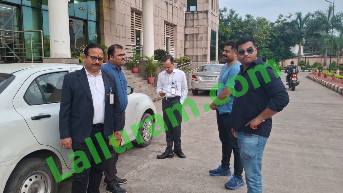 CBI का बड़ा एक्शन: सागर MES के तीन ऑफिसर समेत चार लोगों को रिश्वत लेते रंगे हाथों किया गिरफ्तार, कोर्ट ने तीन दिन की पुलिस रिमांड पर भेजा 
