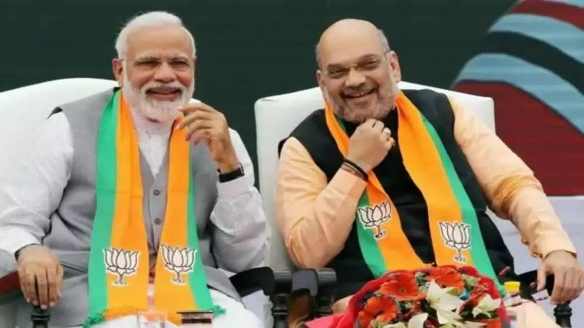 इस महीने भाजपा की ताबड़तोड़ बैठकें, अमित शाह दो बार आयेंगे बिहार, पीएम मोदी और नड्डा करेंगे प्रदेश का दौरा, मचेगा सियासी बवाल?