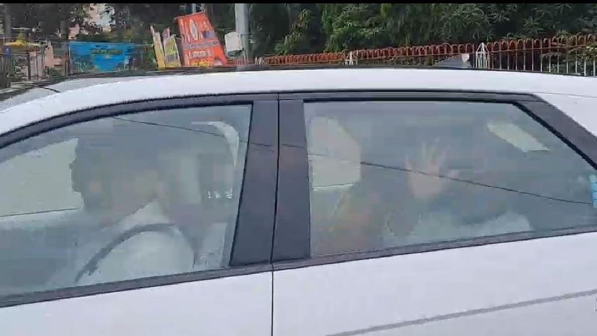 सीएम नीतीश कुमार के कार्यक्रम से पहले हंगामा, पूर्व IAS और पूर्व विधायक के समर्थकों में भिडंत, दी एक दूसरे को दी गालियां