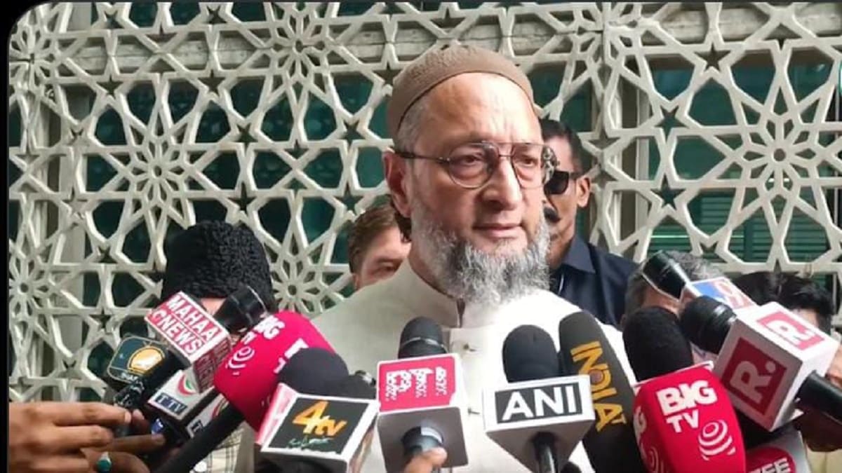 अकेले ही मैदान में उतरेगी ओवैसी की पार्टी, चार दिन तक सीमांचल में डालेंगे डेरा, जाने क्या है नया प्लान?