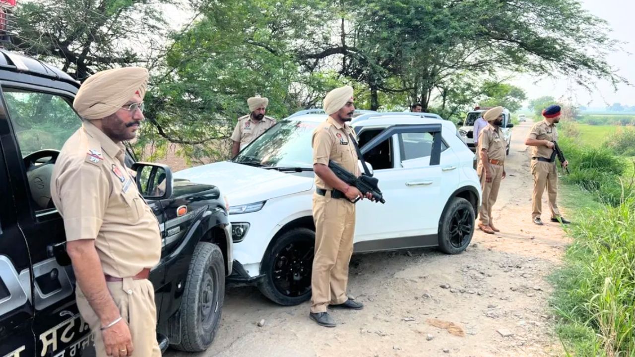 पंजाब में पुलिस और गुर्गों के बीच हुई फायरिंग