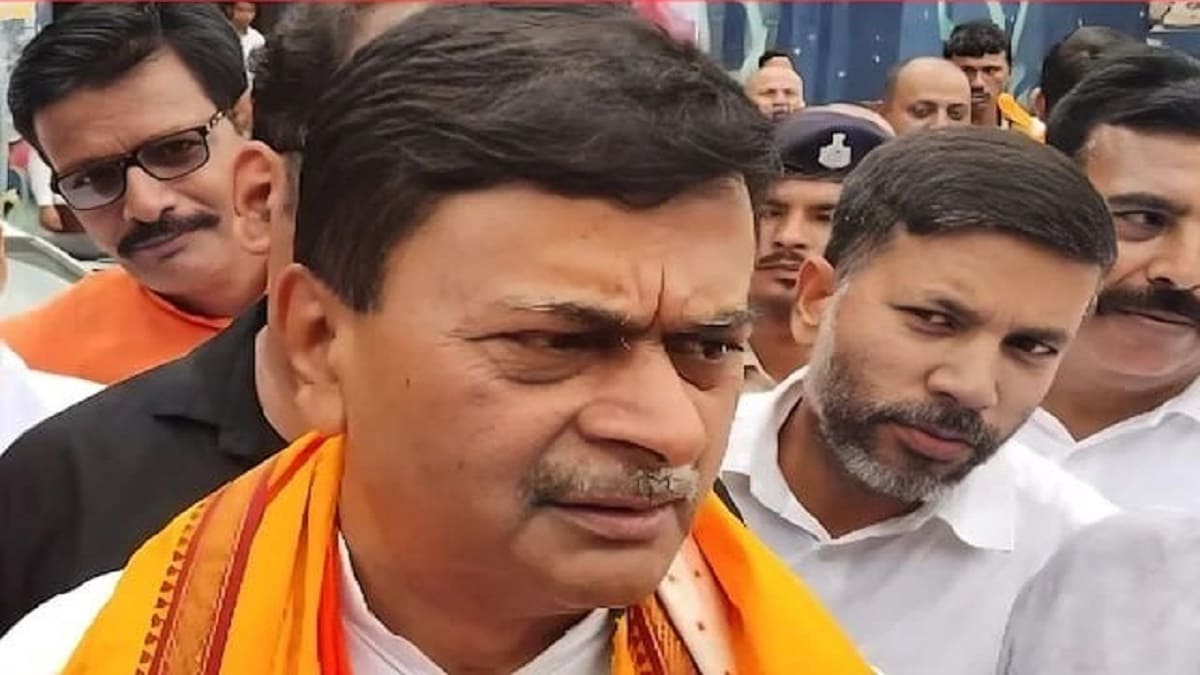 बिहार चुनाव 2025, आरके सिंह की ‘बगावत बनाम वफादारी’ वाली राजनीति, भाजपा के भीतर मची हलचल