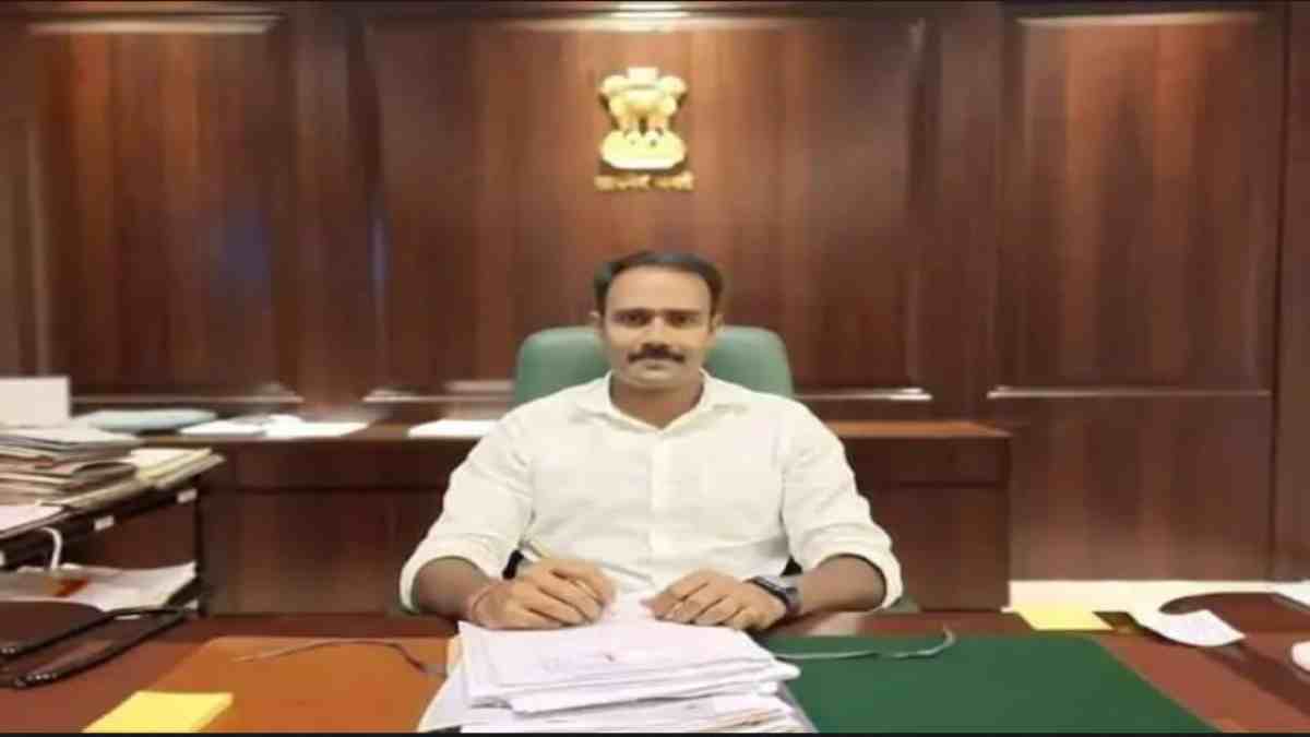 कलेक्टर के खिलाफ गिरफ्तारी वारंट: आदेश के बाद भी किसान को नहीं दी थी राशि, जानिए पूरा मामला