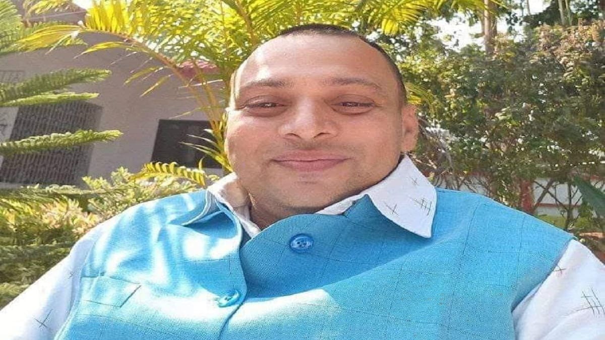 चुनाव से पहले बिहार बीजेपी को बड़ा झटका, पूर्व जिला अध्यक्ष ने पार्टी के सभी पदों से दिया इस्तीफा, कारणों पर फिलहाल साधी चुप्पी