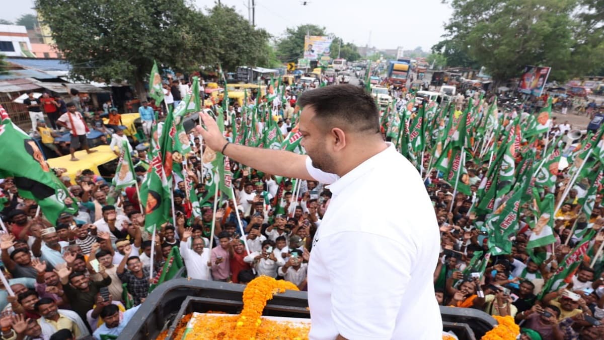 बिहार अधिकार यात्रा का चौथा दिन, सहरसा में तेजस्वी यादव की तीन जनसभाएं, खगड़िया में बच्चे से भावुक मुलाकात चर्चा में