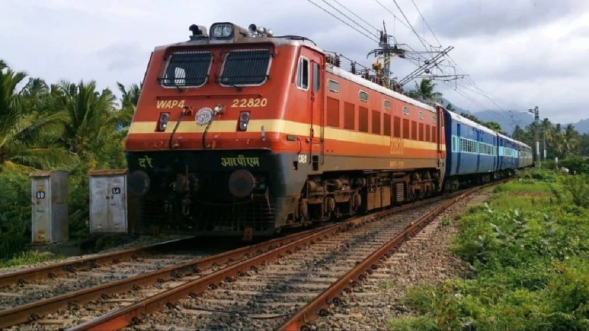उधना से जयनगर, बांद्रा से अयोध्या सहित तीन जोड़ी स्पेशल ट्रेनें चलेंगी