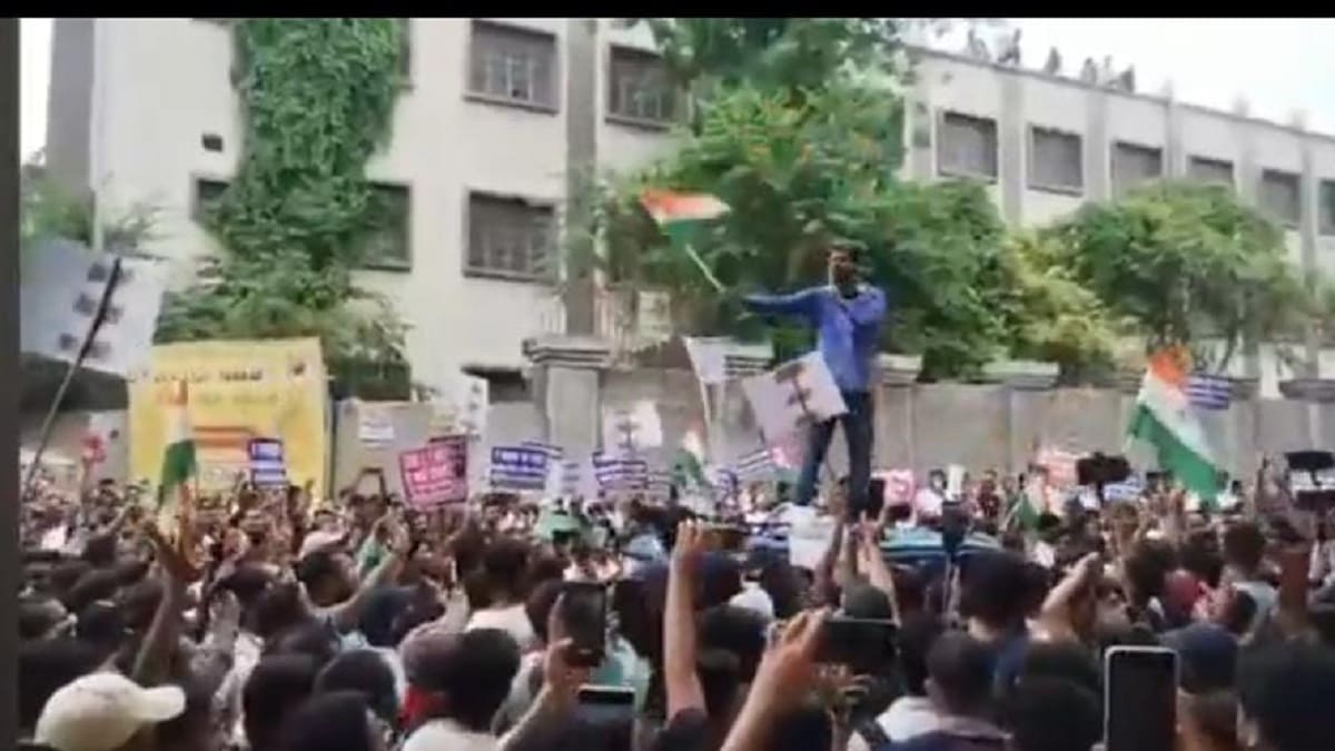 पटना में आज फिर TRE-4 अभ्यर्थियों ने उग्र प्रदर्शन की कही बात, CM हाउस घेराव की तैयारी, जानें क्या है मांग