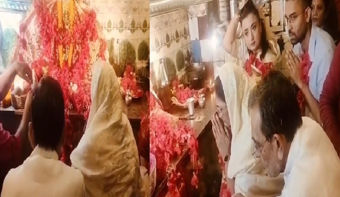 सासाराम: परिवार संग ताराचंडी मंदिर पहुंचे उपेंद्र कुशवाहा, देवी मां की आराधना कर मांगी जीत की दुआ