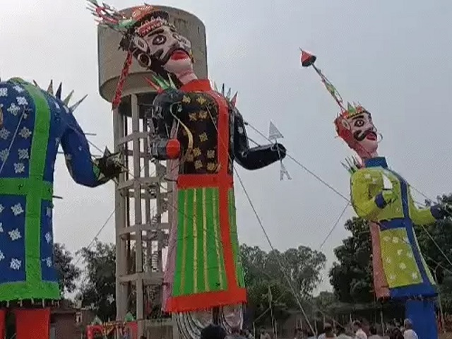 जालंधर में झमाझम बारिश, मेघनाथ और रावण की टूटी गर्दन