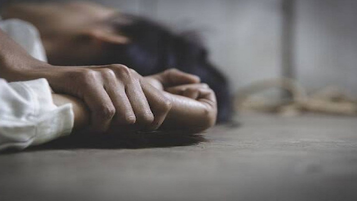 शर्मनाक: बेगूसराय में मेला देखने गई नाबालिग से दुष्कर्म के बाद हत्या, पूर्व मंत्री के पोखर में मिला शव