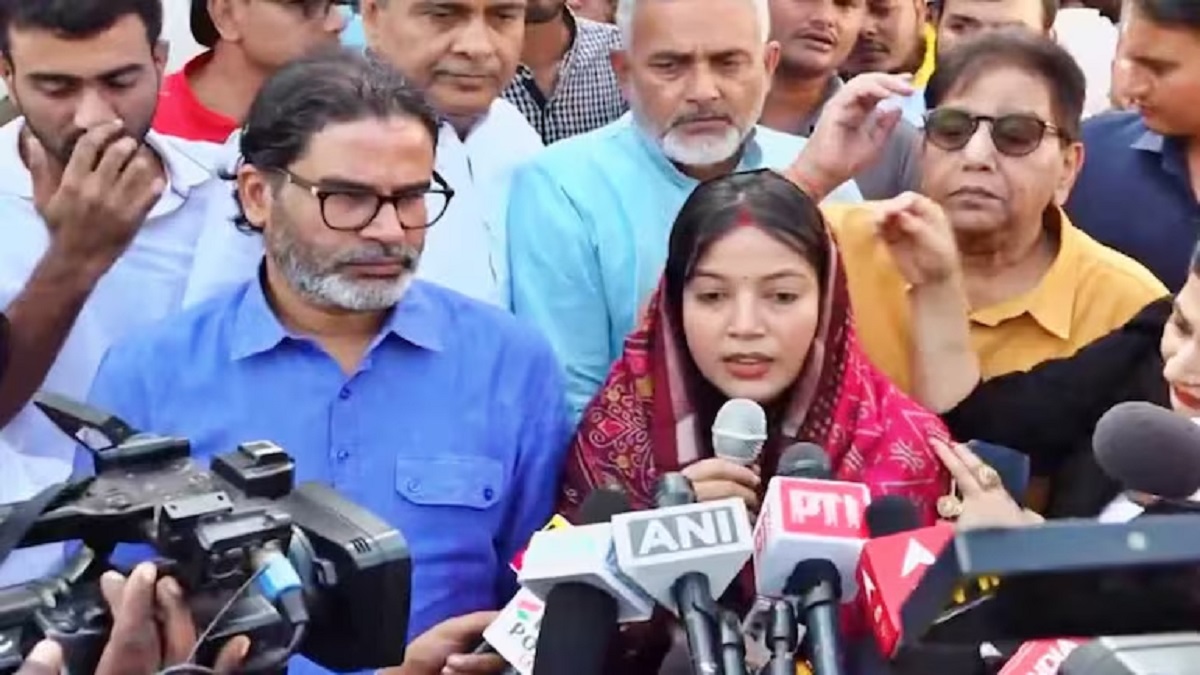 प्रशांत किशोर से मुलाकात करने पहुंची ज्योति सिंह, जन सुराज के टिकट पर आरा से लड़ सकती हैं विधानसभा चुनाव