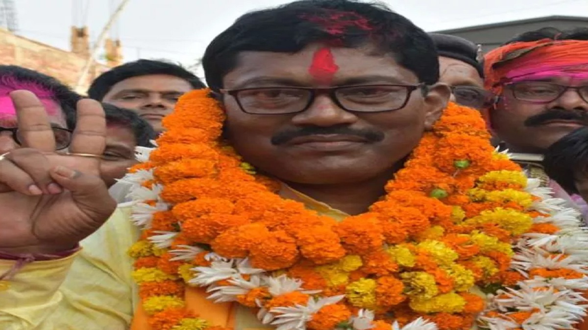 ‘अगर मोदी से नफरत है, तो….’, BJP सांसद का मुस्लिम समुदाय पर विवादित बयान वायरल, चुनाव आयोग से कार्रवाई की मांग