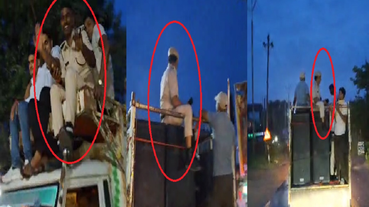 सासाराम में पुलिसकर्मियों ने उड़ाई कानून की धज्जियां! पिकअप पर सवार होकर खतरनाक तरीके से डांस करने का VIDEO वायरल