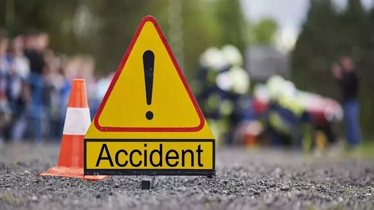 भागलपुर में दर्दनाक हादसा, बेटे के सामने ट्रक ने छीन ली मां की जिंदगी, हर साल मन्नत का प्रसाद चढ़ाने जाती थी महिला