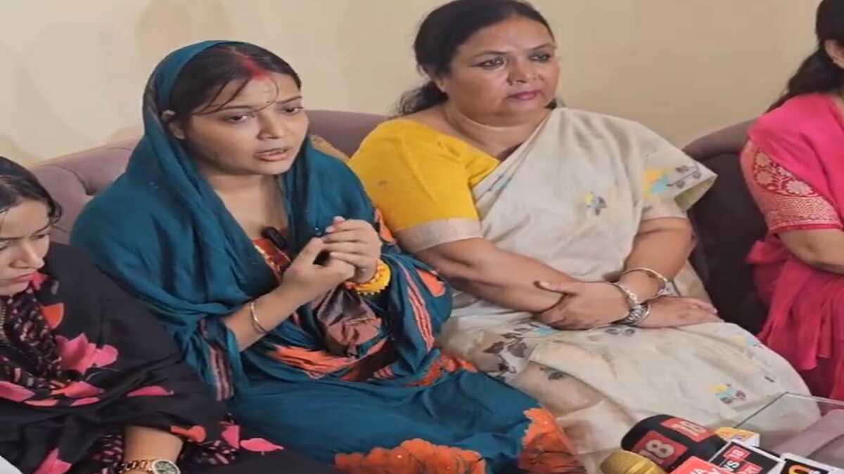 पीएम मोदी और सीएम योगी से गुहार लगाने के बाद ज्योति सिंह ने बृजभूषण शरण सिंह के सामने रखी अपनी बात, सपना चौधरी ने भी मामले में कूदी