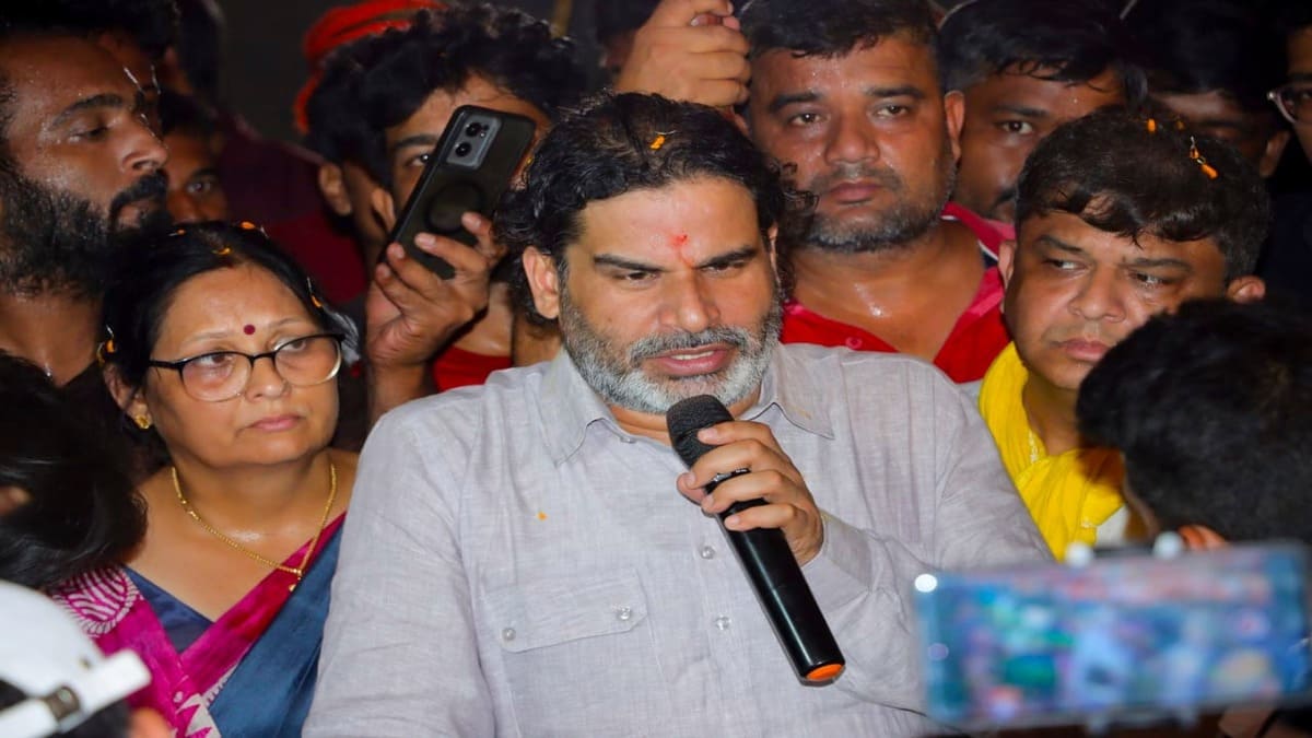 दो वोटर आईडी विवाद पर बोले प्रशांत किशोर, झूठा नोटिस दे रहा चुनाव आयोग