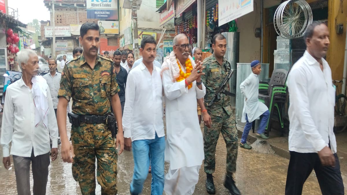 जहानाबाद में NDA उम्मीदवार ने चलाया व्यापक जनसंपर्क अभियान, ग्रामीणों से मांगा समर्थन, गांव में मिलेगी शहरों जैसी सुविधाएं