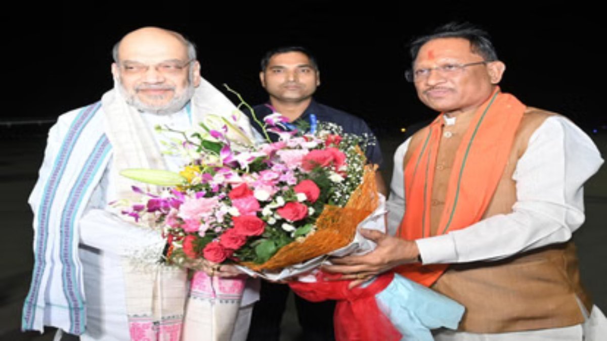 BREAKING NEWS: केंद्रीय गृहमंत्री अमित शाह पहुंचे रायपुर, सीएम साय ने किया स्वागत, जानिए मिनट टू मिनट कार्यक्रम…